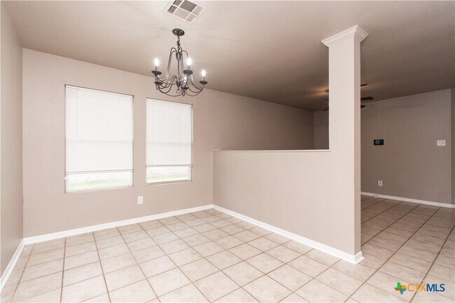 Building Photo - 4004 Bull Run Dr