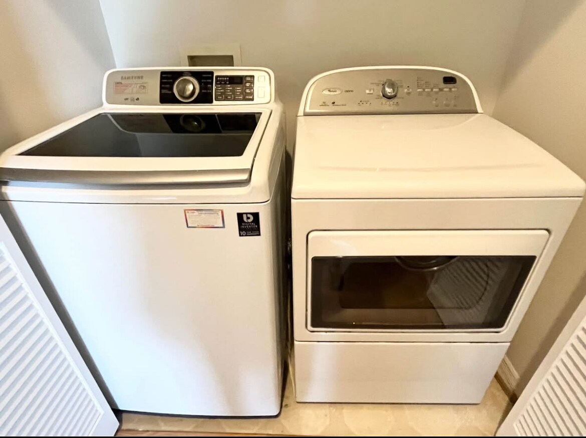 Building Photo - 13927 Corrine Key Pl