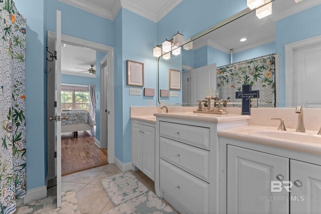 Building Photo - 25911 Tealwood Dr