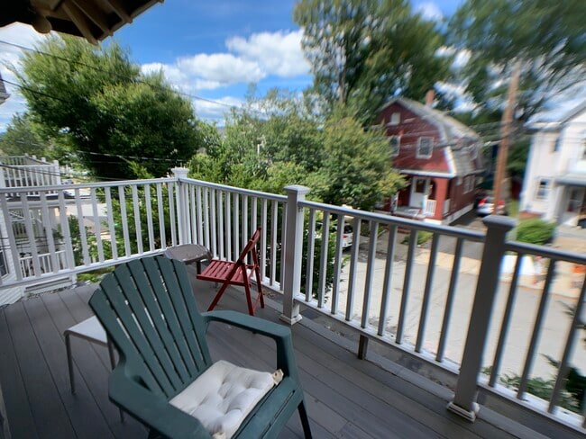 Building Photo - 16 Curtis Ave