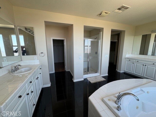Building Photo - 16034 Skyridge Dr