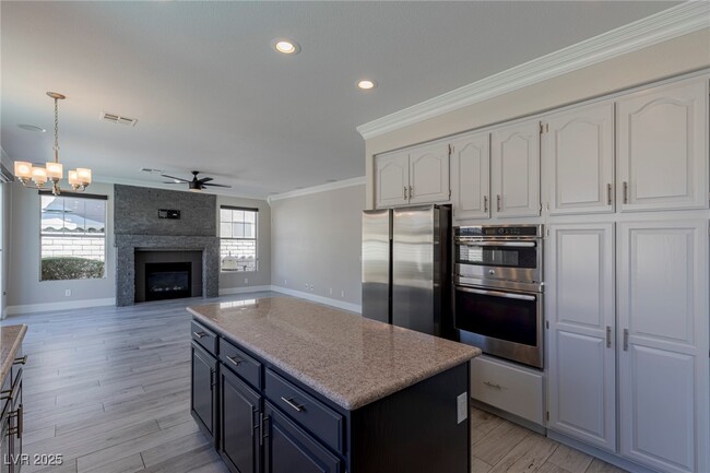 Building Photo - 2510 Putting Green Dr