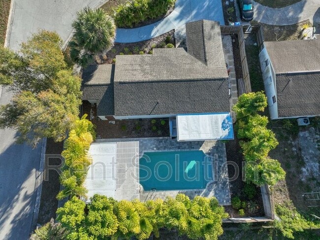 Building Photo - 12870 101st Way N