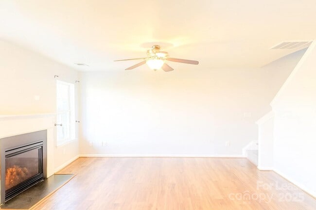 Building Photo - 4831 Stowe Derby Dr