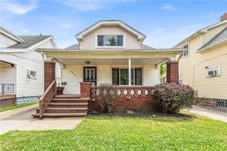 Building Photo - 6800 Kazimier Ave