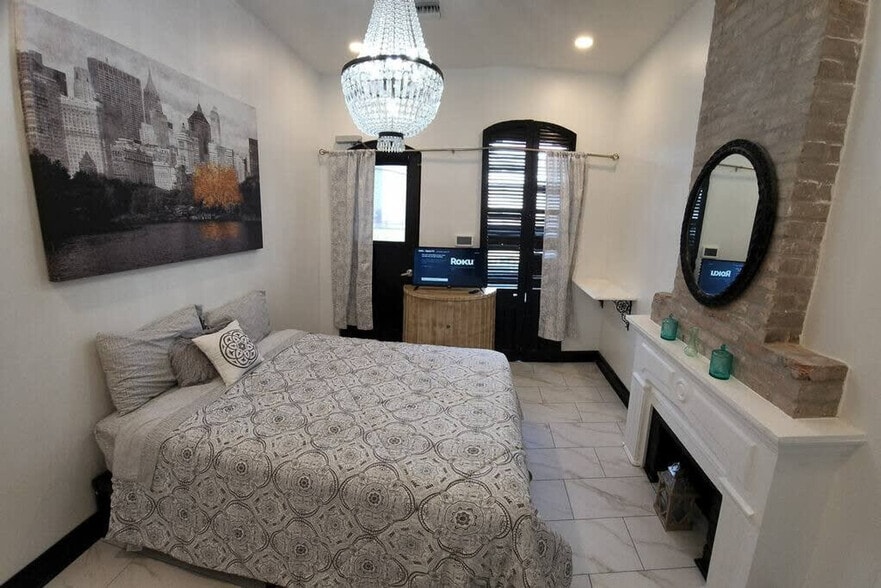 Building Photo - 1133 Reverend John Raphael Jr Way