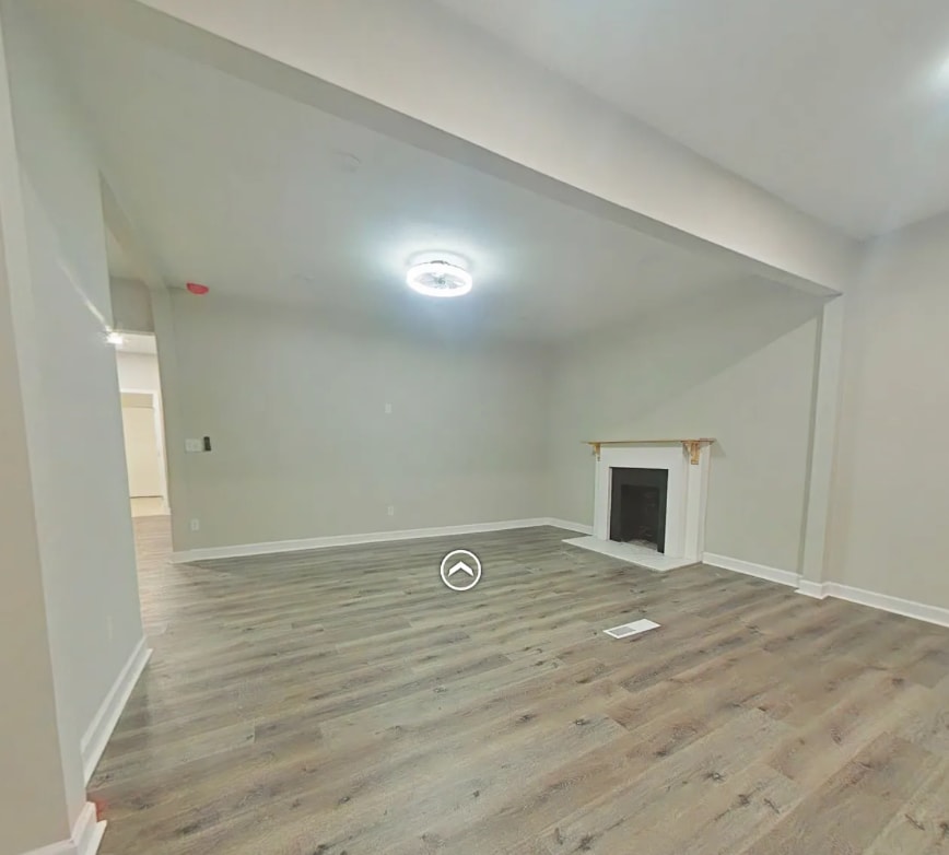 Building Photo - 249 Laurel Ave SW