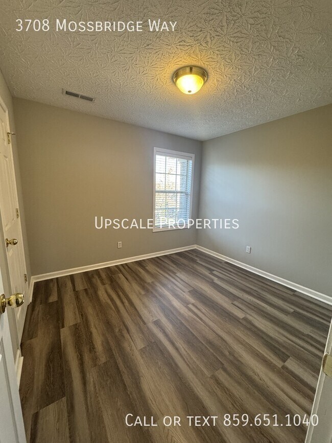 Building Photo - 3708 Mossbridge Way