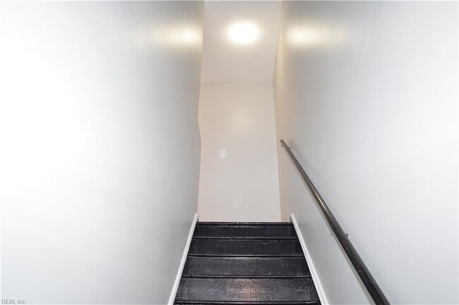 Building Photo - 12773 Woodside Ln
