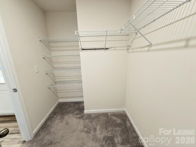 Building Photo - 193 Brentwood Dr