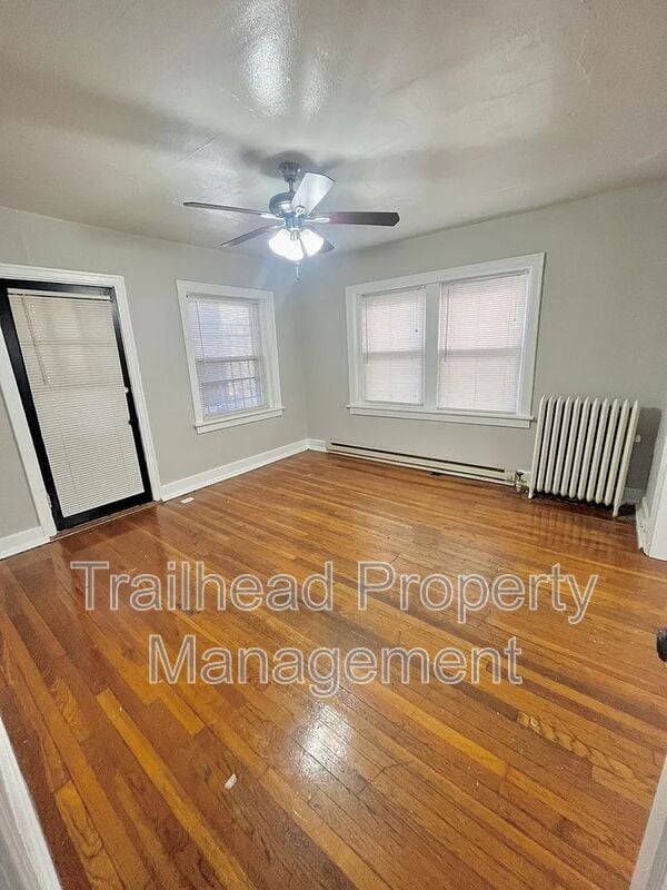 Building Photo - 4013 Charlotte St