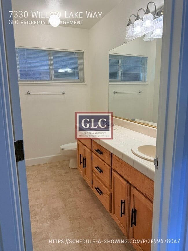 Building Photo - 7330 Willow Lake Way