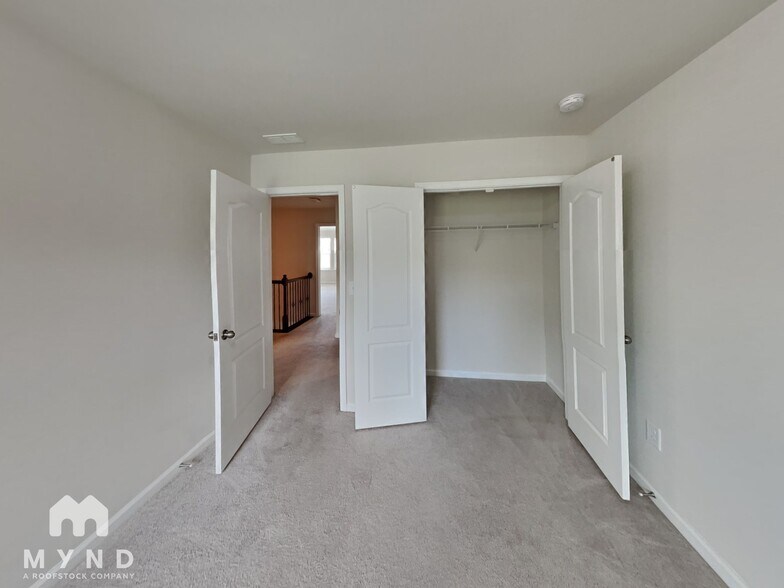 Building Photo - 15116 Holly Run Ln