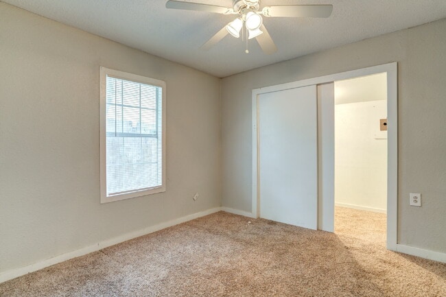 Building Photo - 3 Bedroom House in Heart of Lubbock
