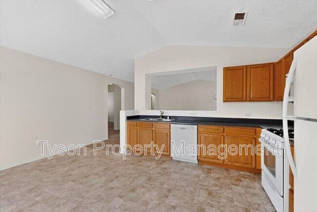 Building Photo - 7705 Crepe Myrtle Rd SW