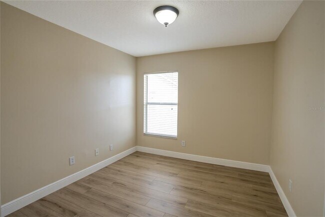 Building Photo - 6133 Lanshire Dr