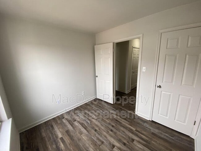 Building Photo - 17970 Milroy Dr