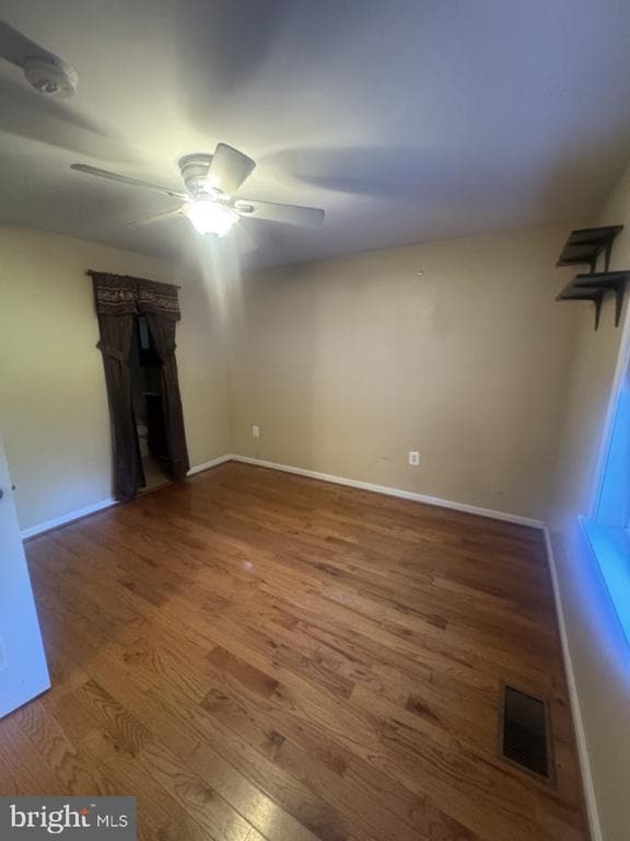 Building Photo - 43880 Scriber Ln