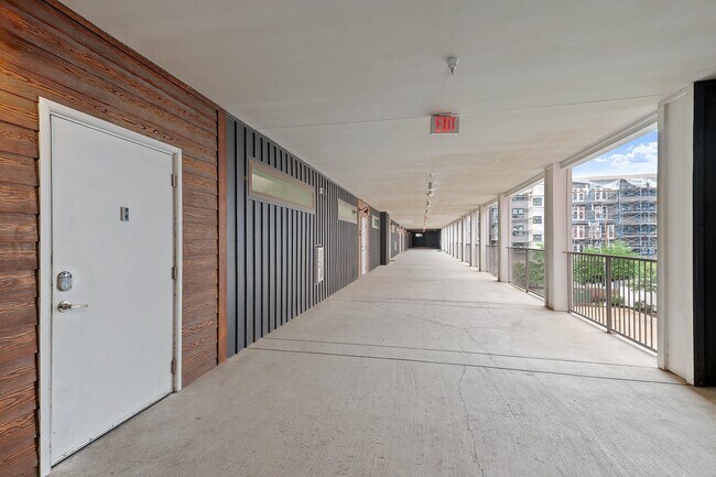 Building Photo - 4361 S Congress Ave