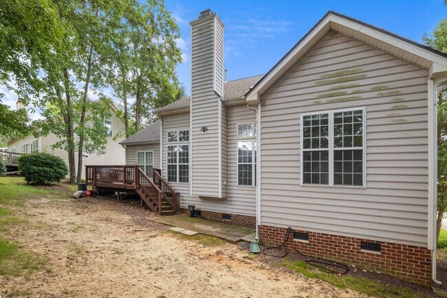 Building Photo - 108 Castlebury Creek Ct