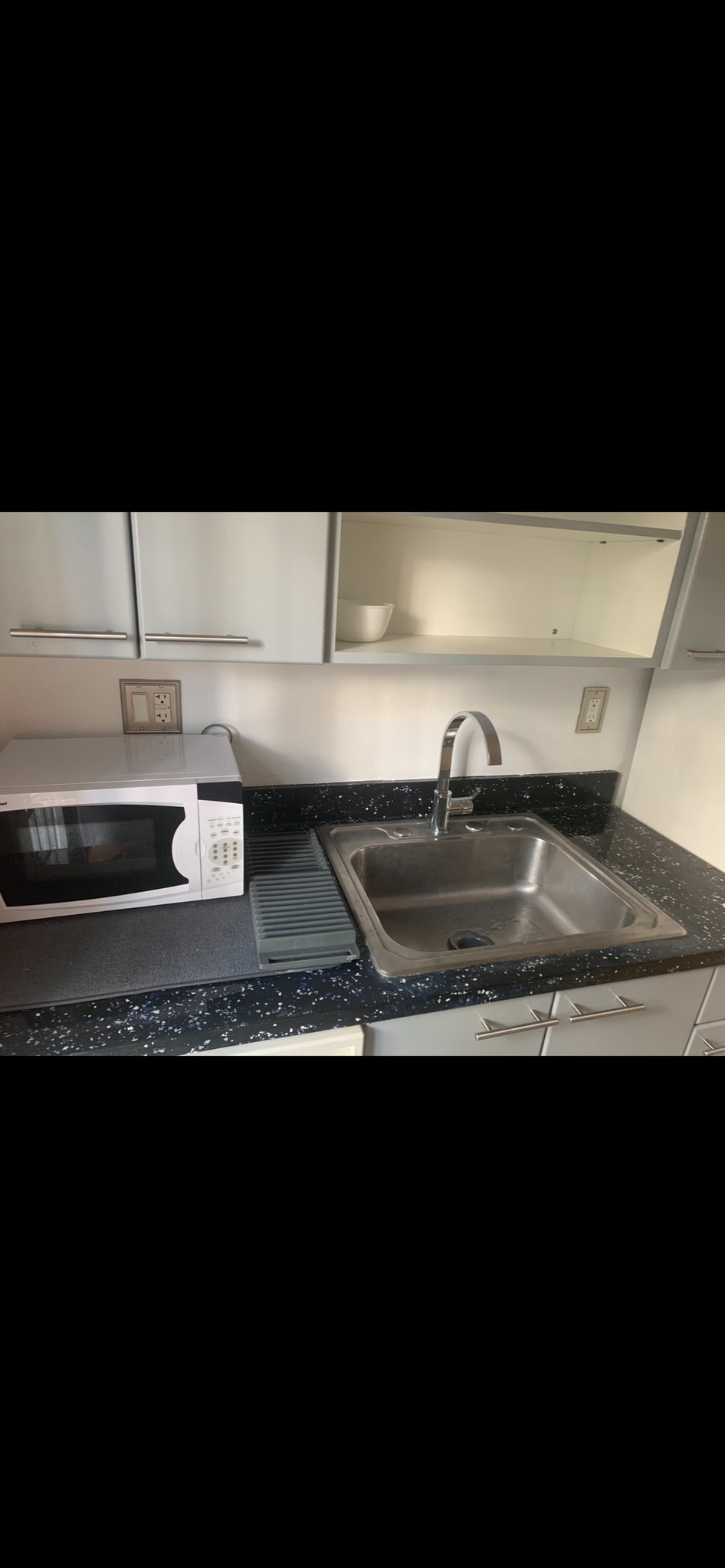 Building Photo - 3680 Oak Ave