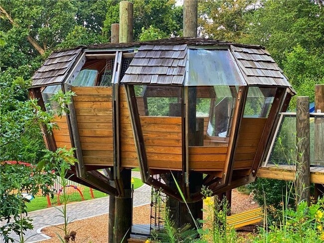 Building Photo - 42 Pine Lake Dr NW