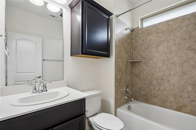 Building Photo - 1165 Clearwater Dr