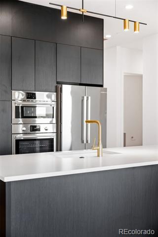 Building Photo - 3520 Chestnut Pl