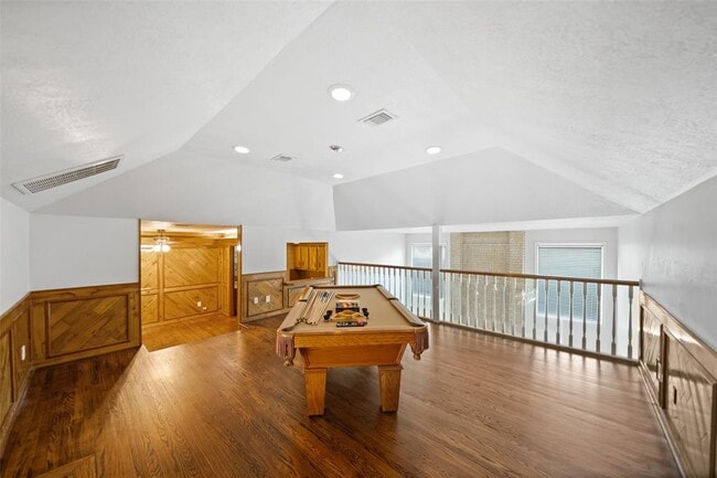 Building Photo - 6923 Mossridge Dr