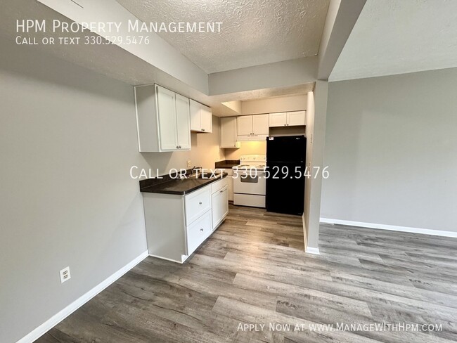 Building Photo - 4231 Middlebranch Ave NE