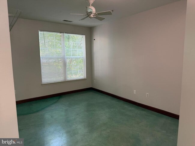Building Photo - 8181 Carnegie Hall Ct
