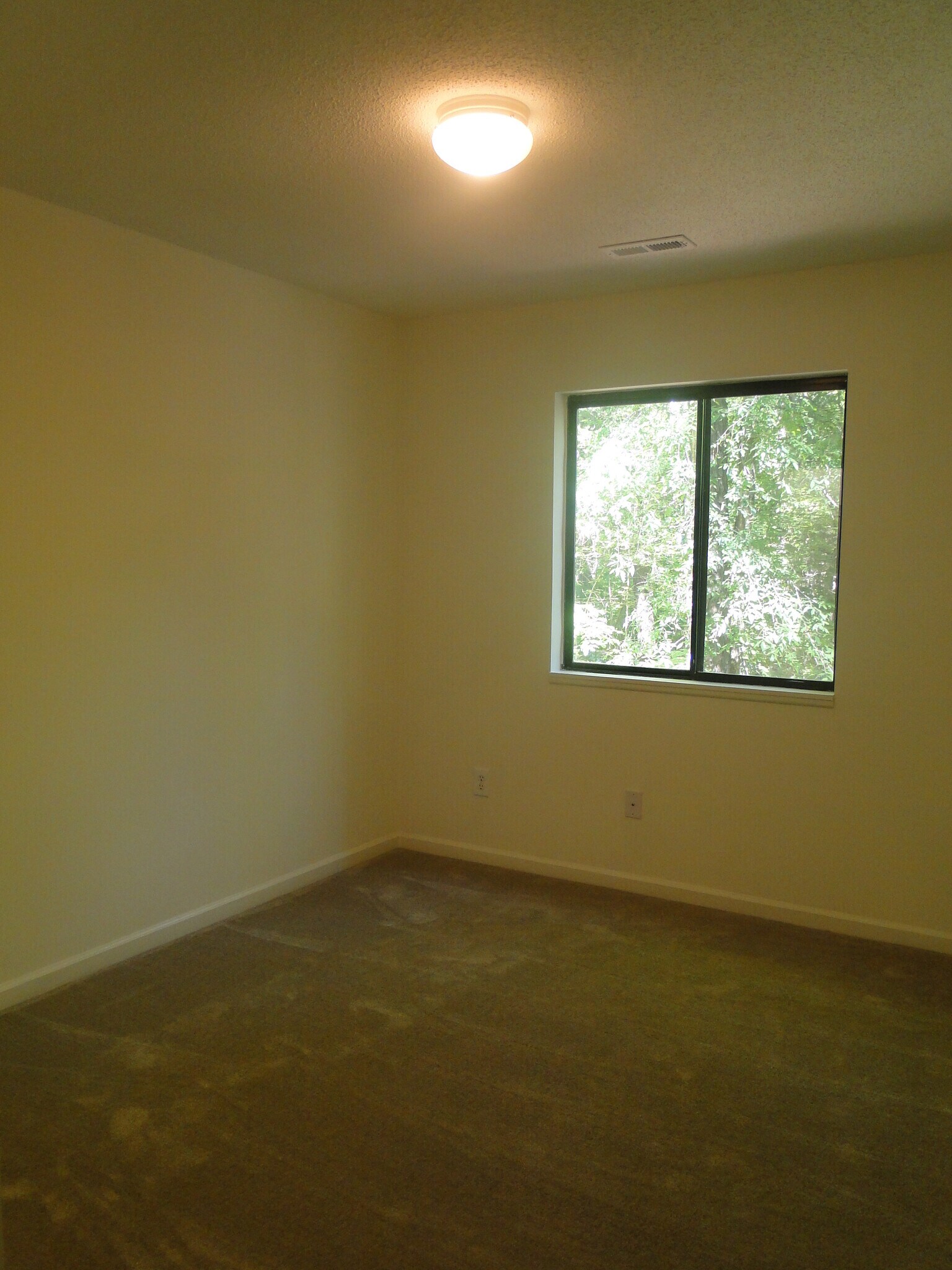 Building Photo - 1515 Partridgeberry Rd