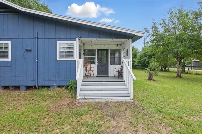 Building Photo - 33008 Val Verde