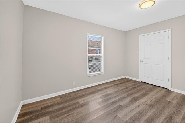 Building Photo - 3610 N Emerson Ave