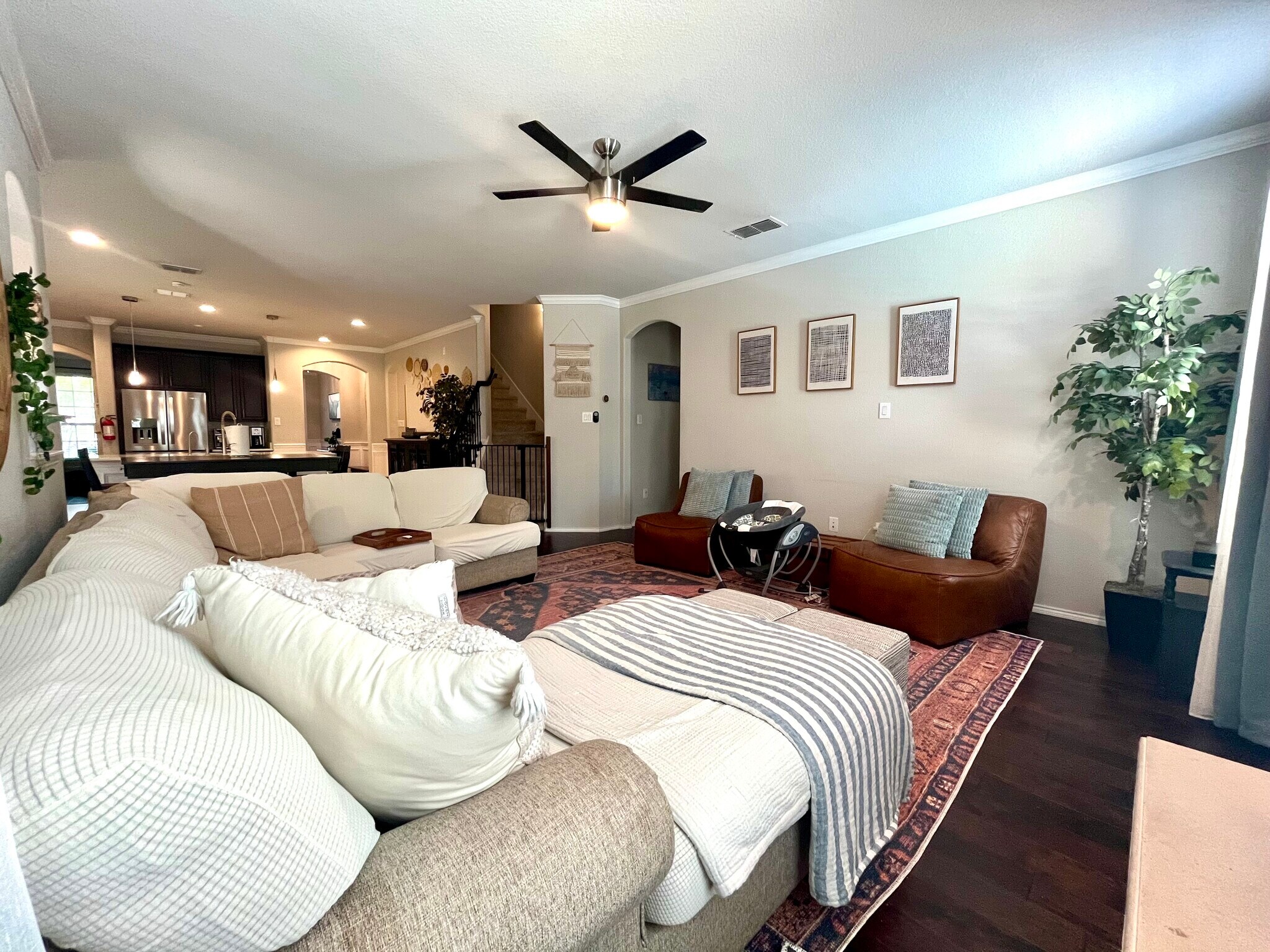 Building Photo - 2432 Whispering Pines Dr