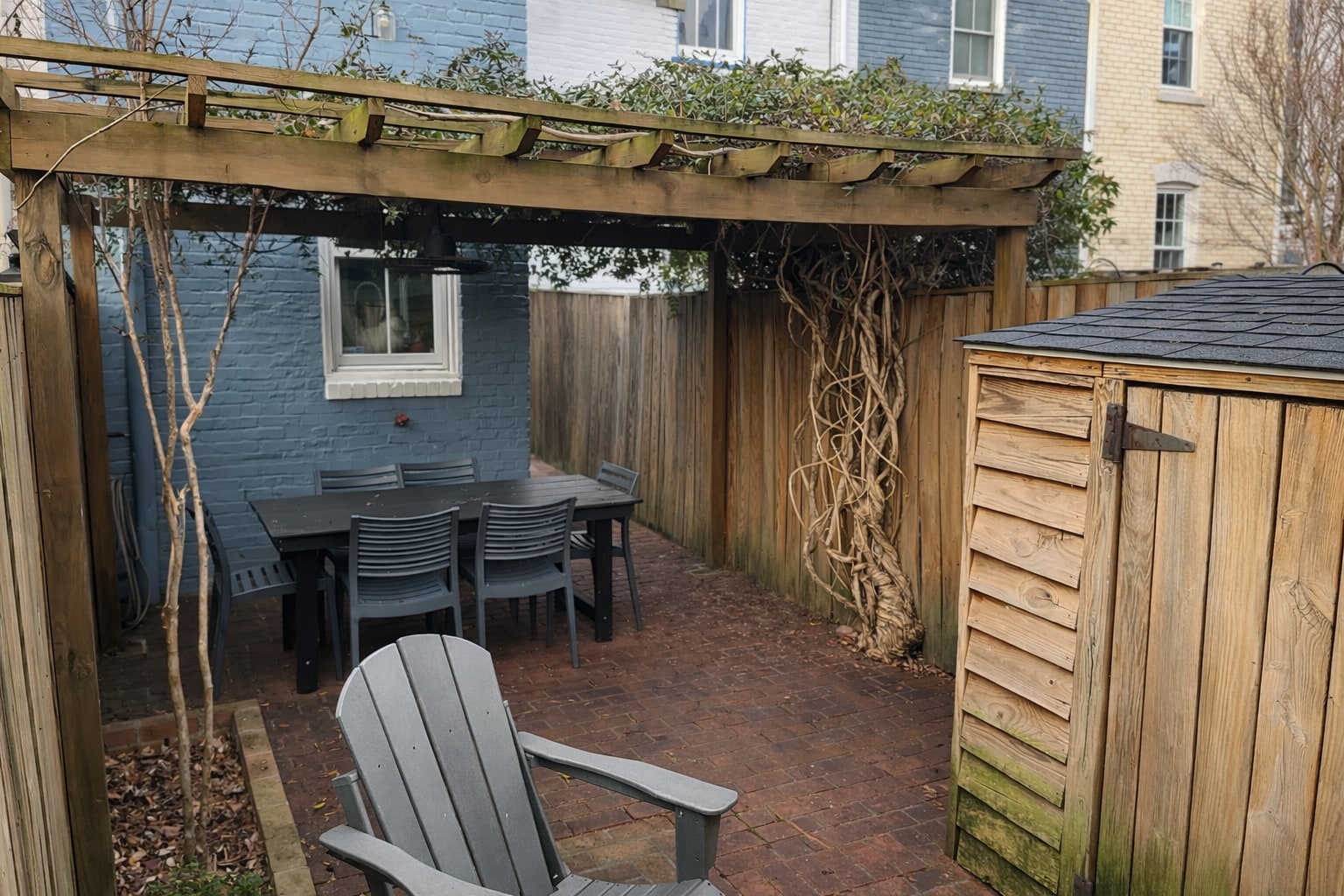 Building Photo - 1215 C St SE