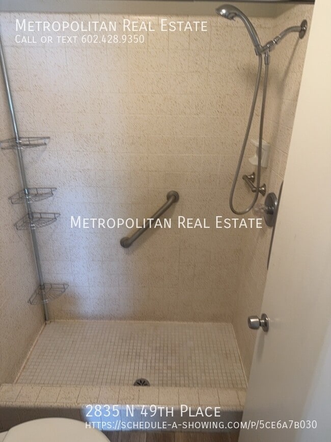 Building Photo - 2835 N 49th Pl