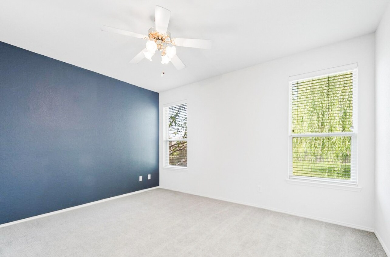 Building Photo - 11705 Pinyon Pine Dr