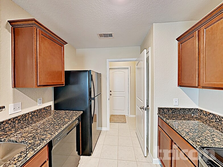 Building Photo - 725 Totem Trail Dr