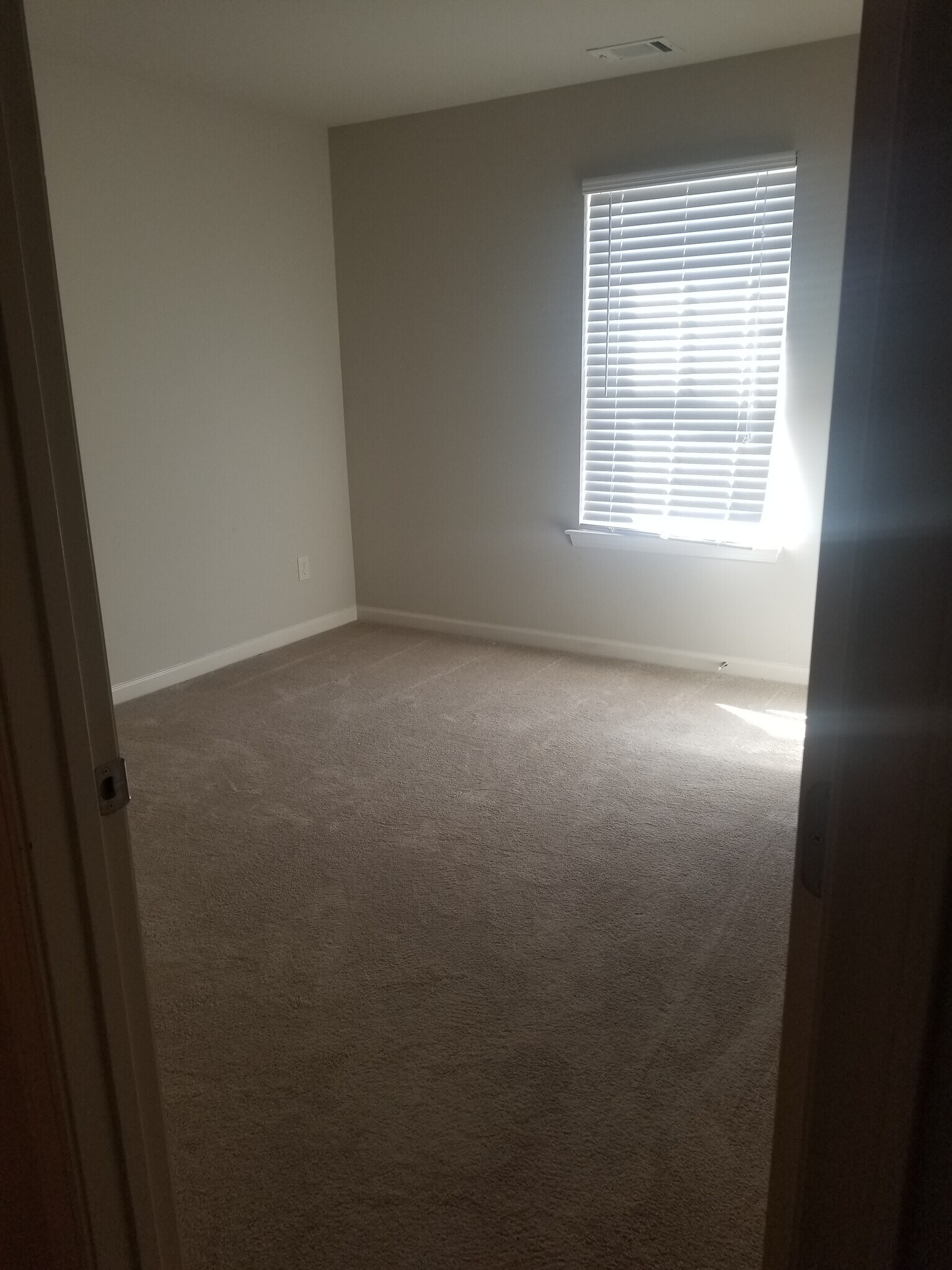 Building Photo - 346 Turtle Creek Dr