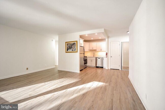 Building Photo - 4515 Willard Ave