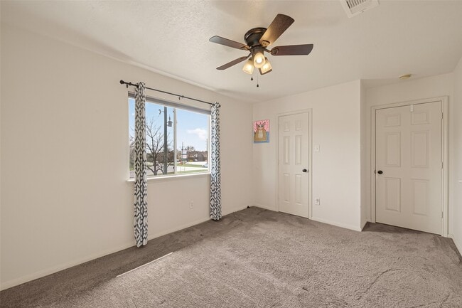 Building Photo - 11002 Heron Nest St