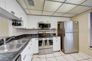 Building Photo - 307 Kelsey Way