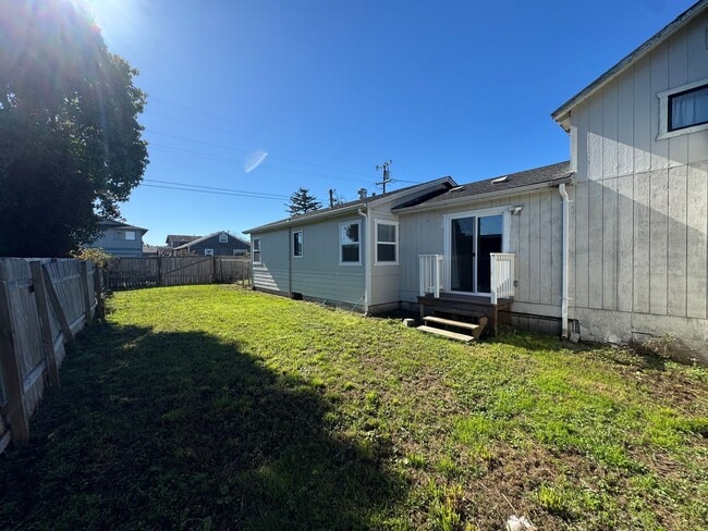 Building Photo - Spacious Myrtletown 4/2 home