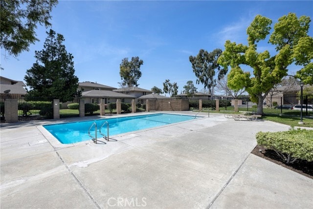 Building Photo - 245 Doverfield Dr