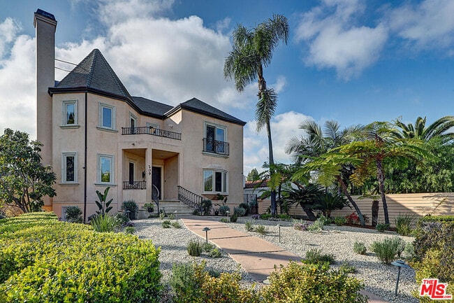 Building Photo - 209 S Anita Ave