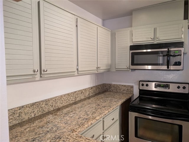 Building Photo - 13096 Le Parc Blvd