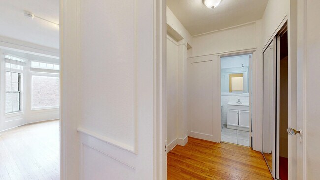 Building Photo - 861 Sutter St