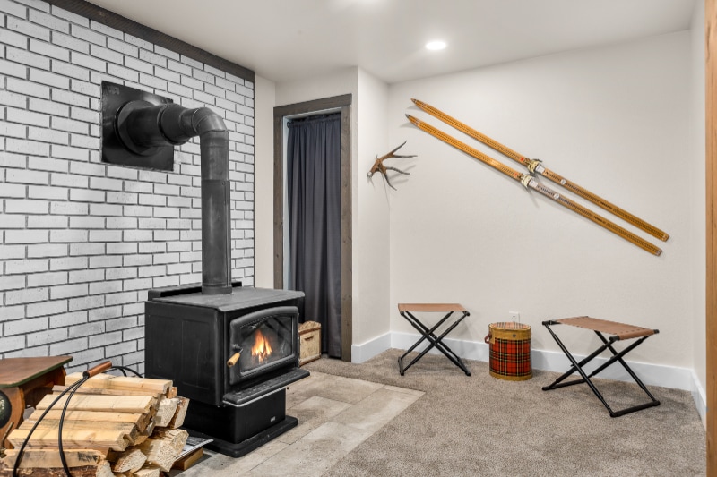 Building Photo - 240 Dakota Ave