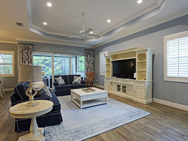 Building Photo - Daniels Place Short Term Rental
